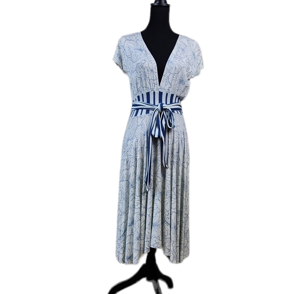 Rachel Pally White with blue floral midi dress V-neck size Small